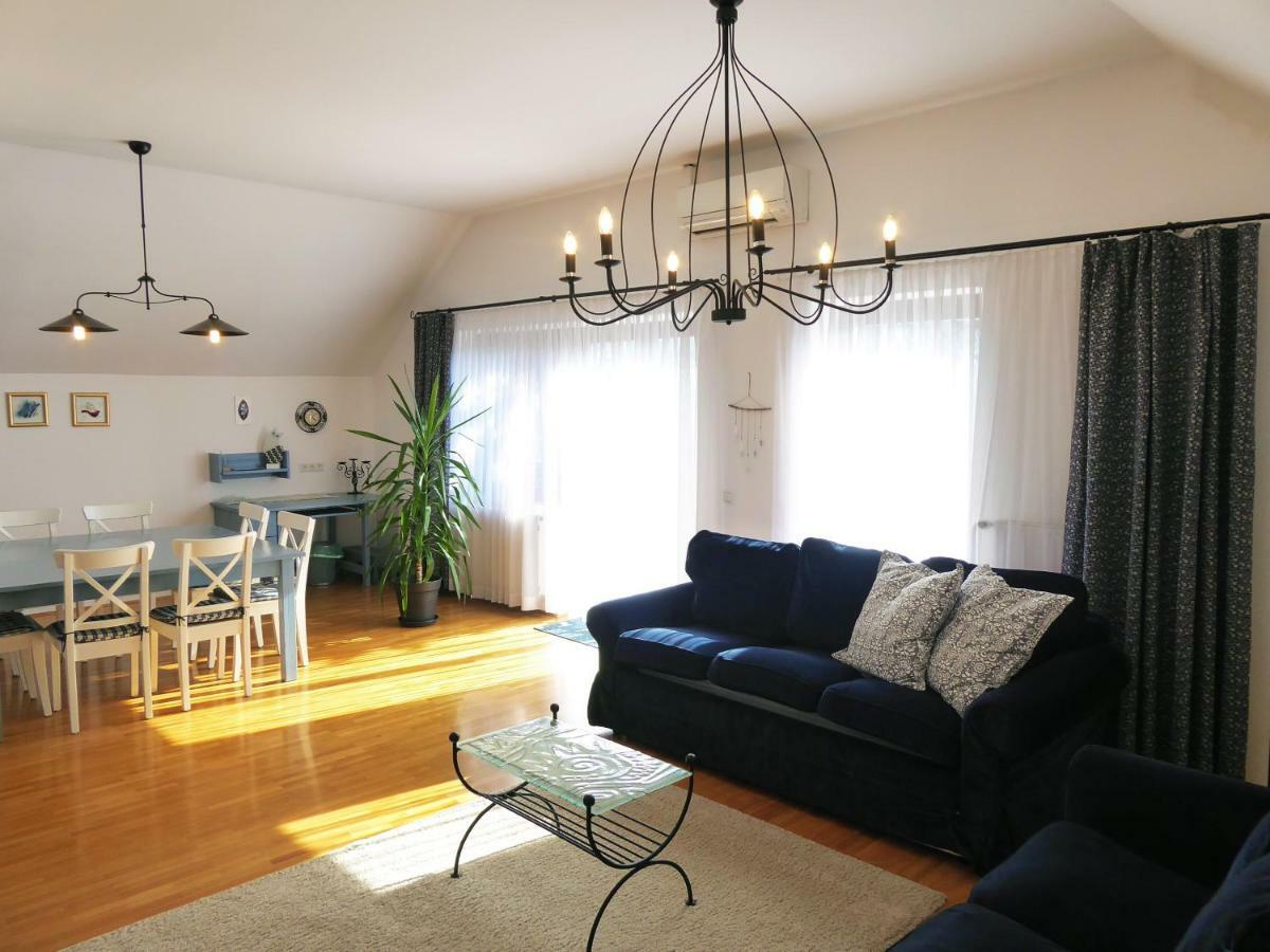 Apartment Galerija Radovljica Extérieur photo