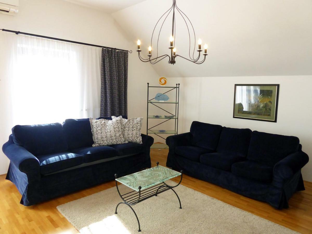 Apartment Galerija Radovljica Extérieur photo
