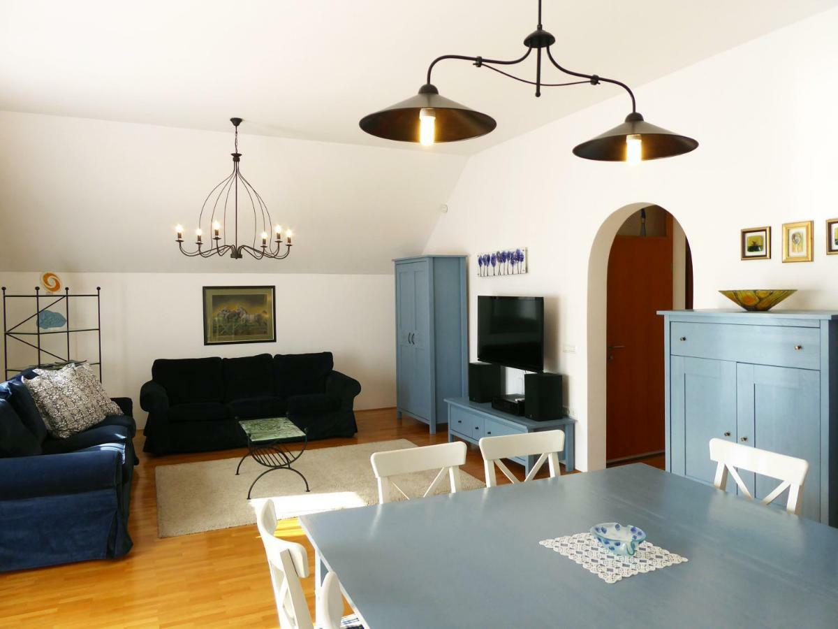 Apartment Galerija Radovljica Extérieur photo